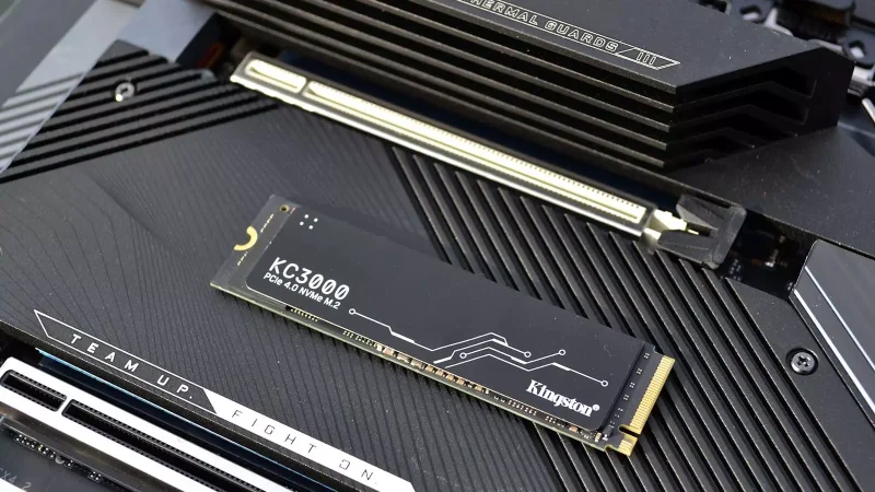 Що таке NVMe диски і чому вони дешевшають, але залишаються стандартом